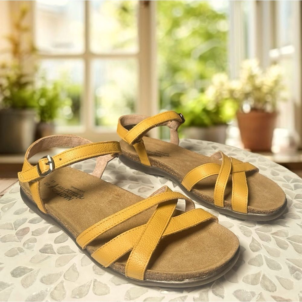 NEW NAOT Patricia Leather Women’s Sandal in Marigold Size 40 EU - Picture 4 of 16